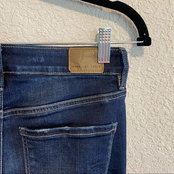 American Eagle Outfitters- High Rise Jegging - Size 2 - Picture 9 of 9